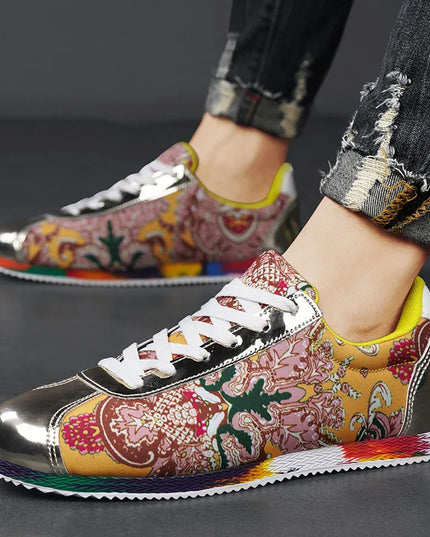 Men's Lightweight Flat Sneakers with Floral Print Design