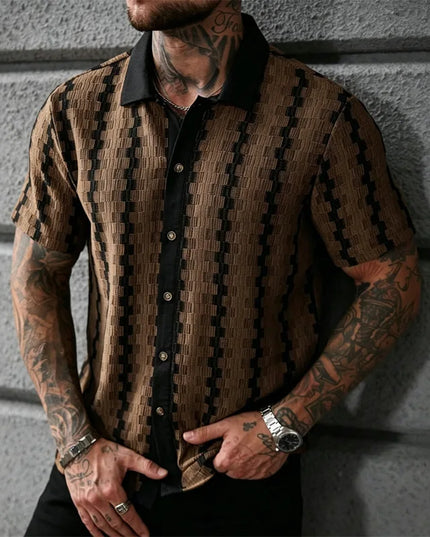 Men's Plaid Knit Short Sleeve Shirt with Lapel Collar and Button Closure