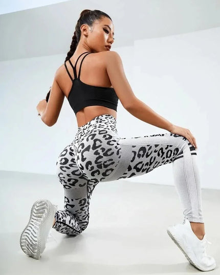 Women’s High-Waisted Seamless Leopard-Print Leggings with Hip-Lifting Fit