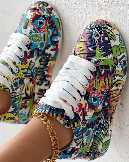Women's Thick-Soled Sneakers with Graffiti Style