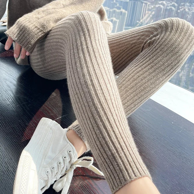 High-Waisted Slim Leggings for Women - Ribbed Knit Thermal Trousers with Ankle-Length Stretch Fit