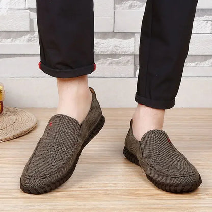 Men's Lightweight Breathable Slip-On Vulcanized Shoes