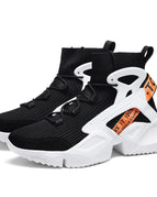 Black White / 43