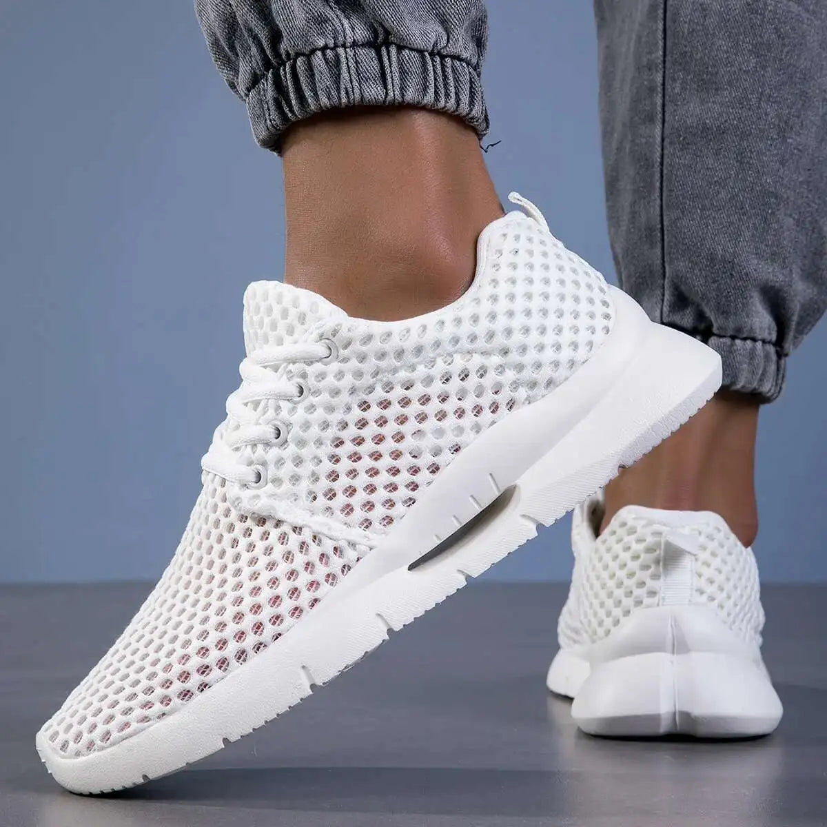 Lightweight Breathable Mesh Sneakers for Men - Comfortable & Stylish Athletic Footwear