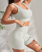 White / M