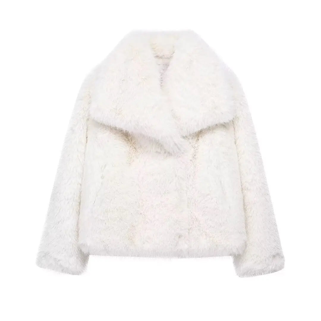 Women's Faux Fur Jacket with Lapel Collar - Thick & Warm Outerwear by TRAFZA