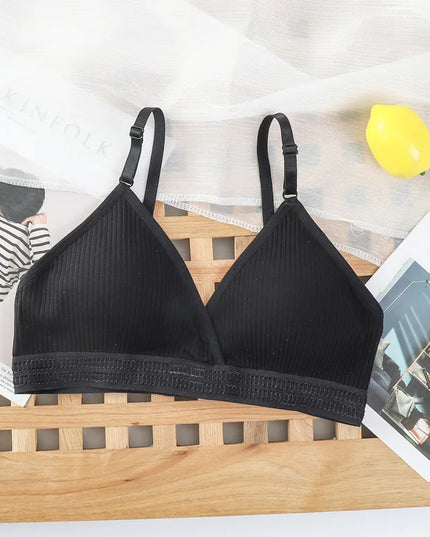 Non-Wire Push-Up Bras for Women with Thin Padded Cups
