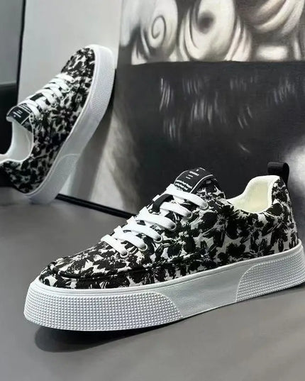 Men's Canvas Low Top Sneakers - Flat Sole, Vulcanized Style