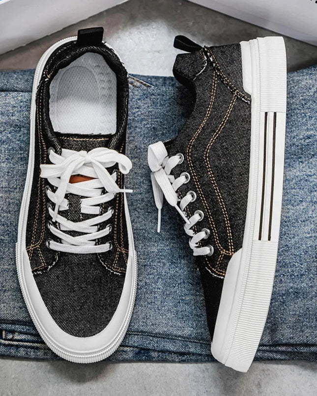 Men's Vulcanized Canvas Lace-Up Sneakers – Stylish & Durable Casual Shoes