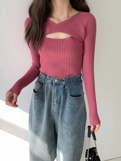 Women's Slim Fit Sweater - Chic Long-Sleeve Knitted Pullover