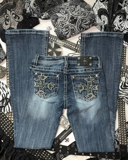 Stylish Women's High-Waisted Embroidered Jeans - Trendy & Comfortable Fit