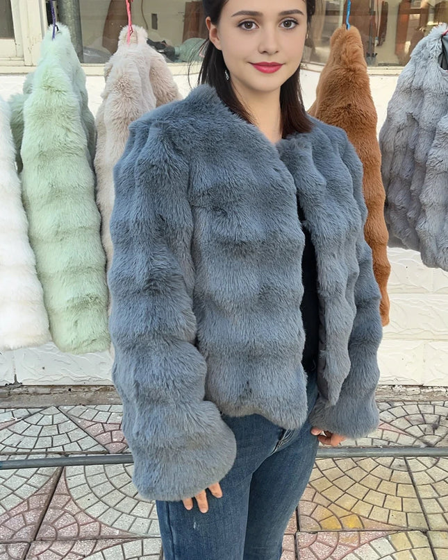 Women's Short Faux Fur Coat – Plush Imitation Fur Jacket