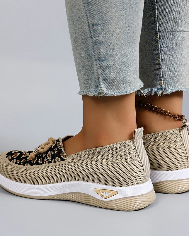 Women's Breathable Mesh Flat Casual Sneakers - Lightweight Comfortable Flat Shoes for Women
