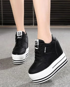 Black / 7