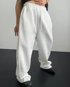 White / M