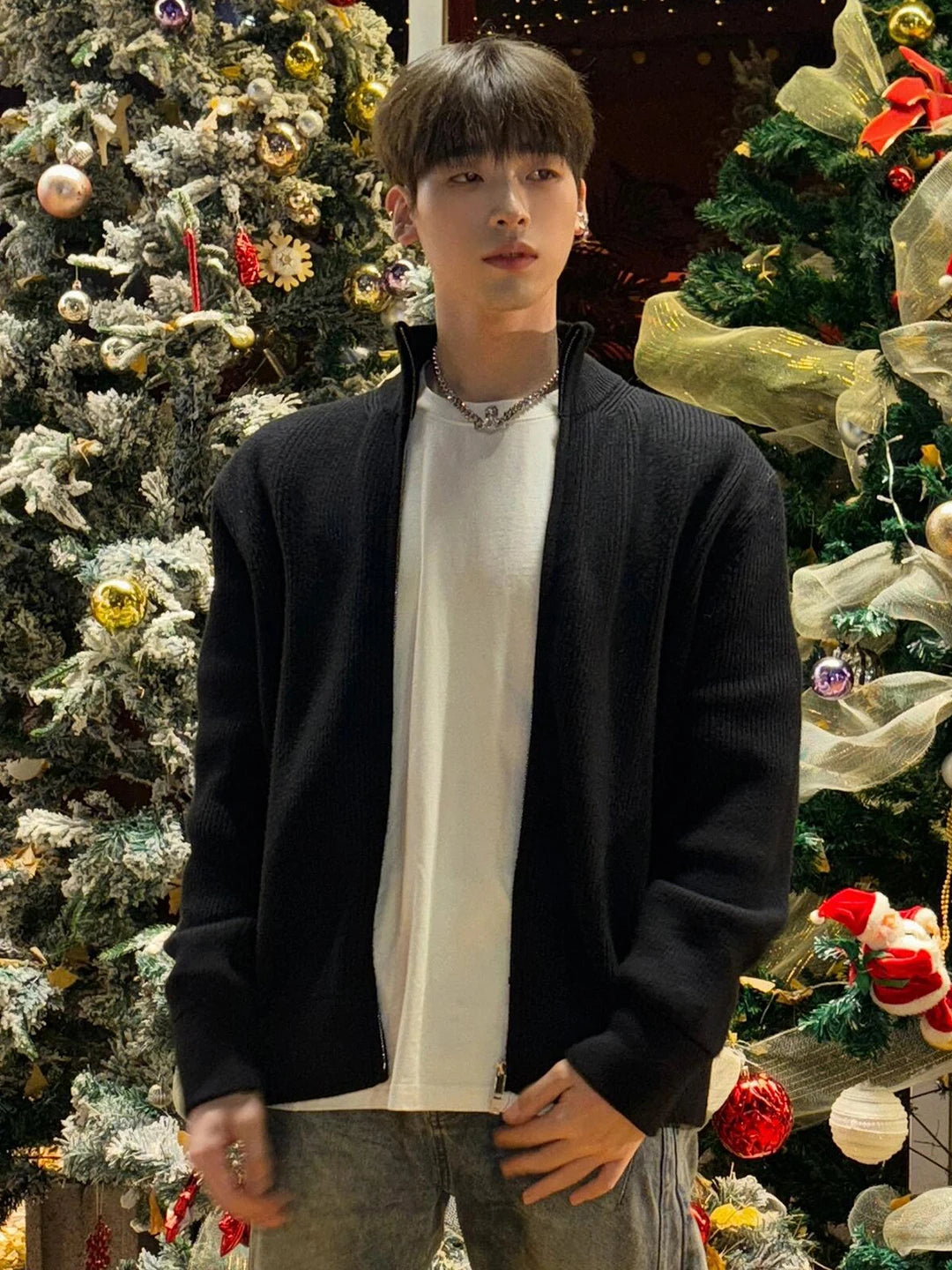 Men's Loose Knit Cardigan Sweater with Zip Closure