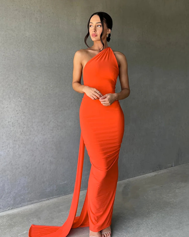 Hugcitar Adjustable Backless Ruched Dress with Single Shoulder and Scarf Loop for Women