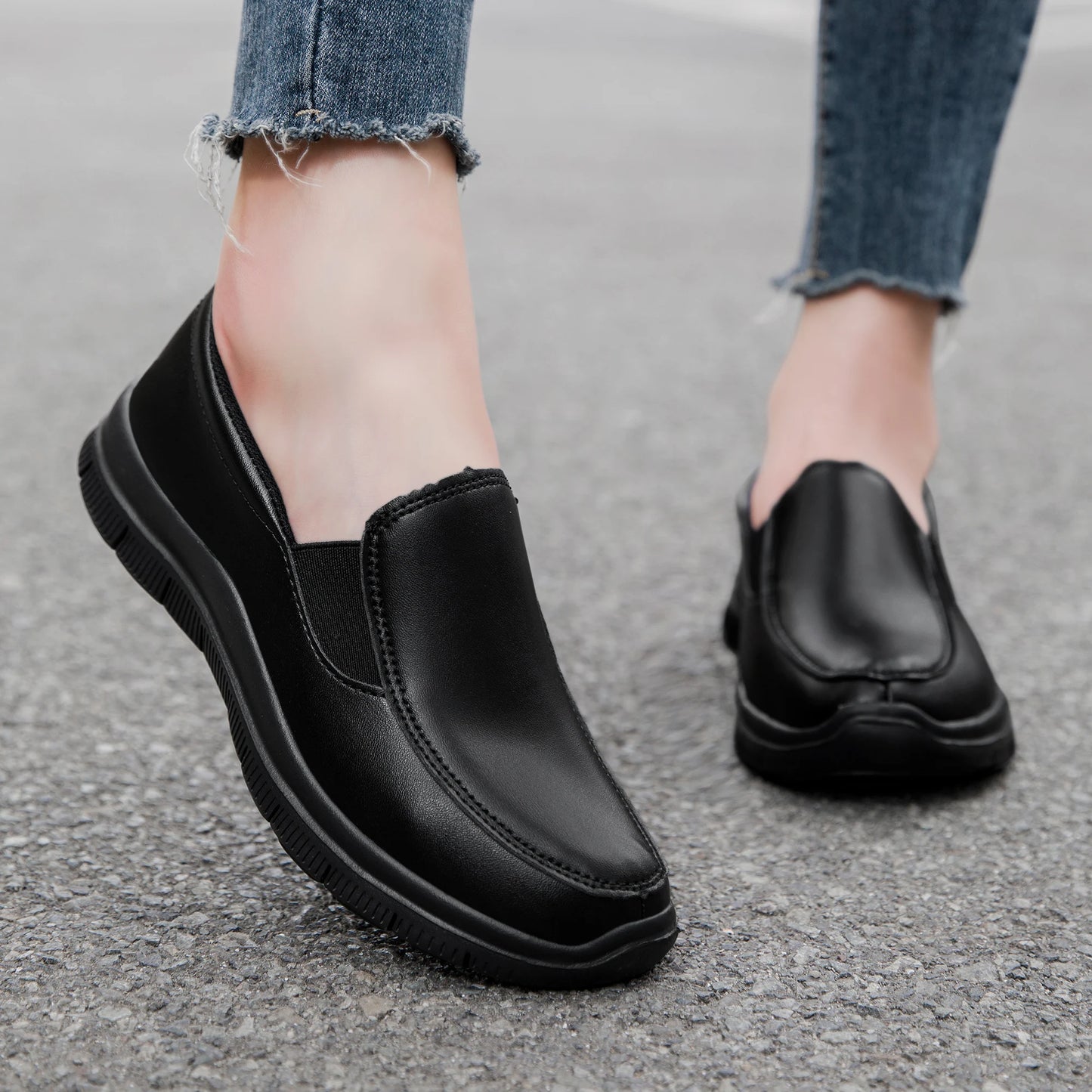 Women's Breathable Non-Slip Flat Shoes with Thick Sole