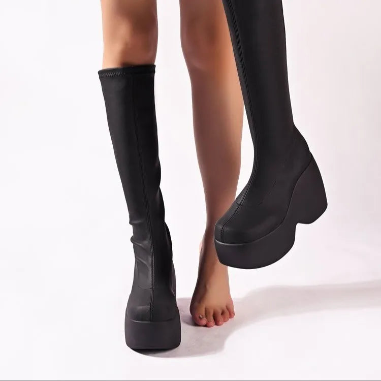Women's Thick-Soled Knee-High Boots with Round Toe and High Heel