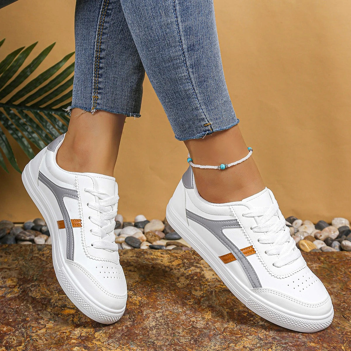 Women's Lightweight Comfort Sneakers - Casual & Breathable