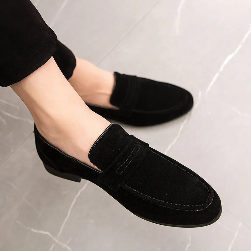 Faux Suede Men’s Casual Shoes – Breathable, Comfortable Slip-On