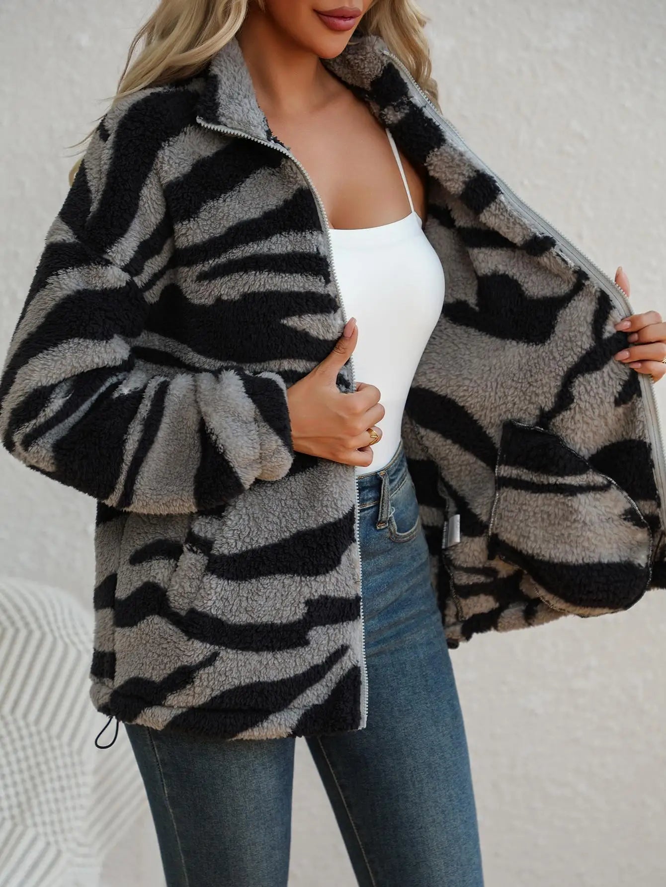 Women's Aztec Print Zipper Jacket