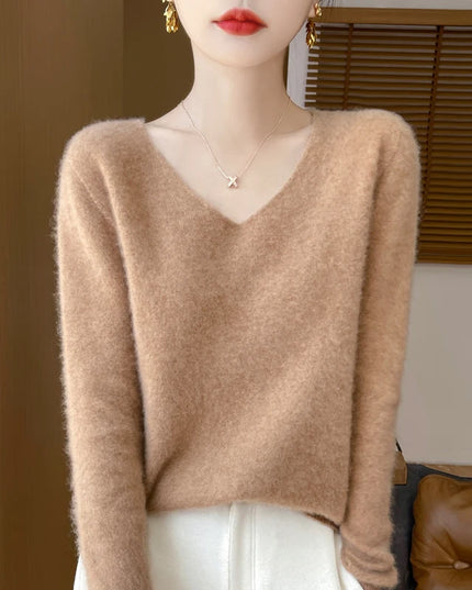 Women's Loose V-Neck Sweater Made of Pure Wool