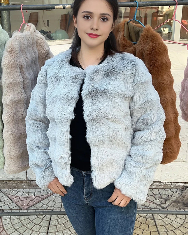 Women's Short Faux Fur Coat – Plush Imitation Fur Jacket