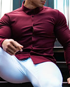 Red / M