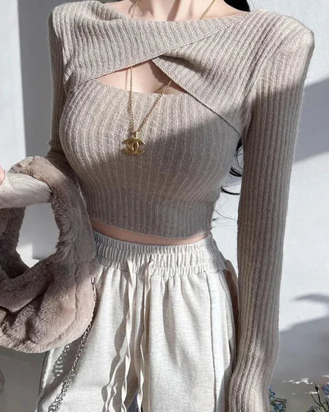 Women's Slim Fit Sweater - Chic Long-Sleeve Knitted Pullover