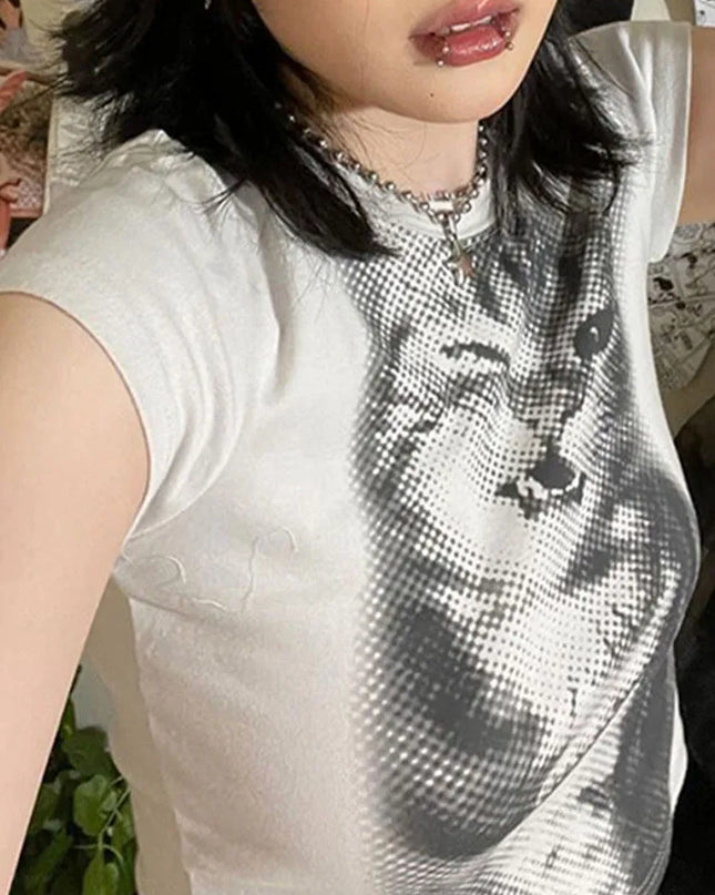 Women's Cat Print Cropped T-Shirt, Crewneck, Slim Fit Tee