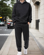 Black / M