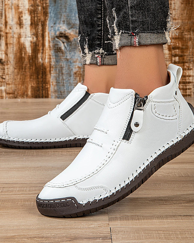 Classic Handmade Leather Men's Shoes with Zipper Design Outdoor Sneakers Casual Flat Shoes Men Work Shoes Ankle Boots