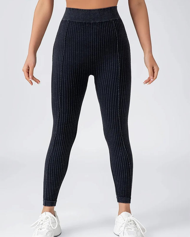 Women's Seamless High-Waist Yoga Pants with Hip-Lifting Design