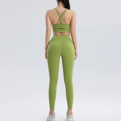 Women's Yoga Bra and Leggings Set - Two-Piece Fitness Outfit for Activewear and Workout
