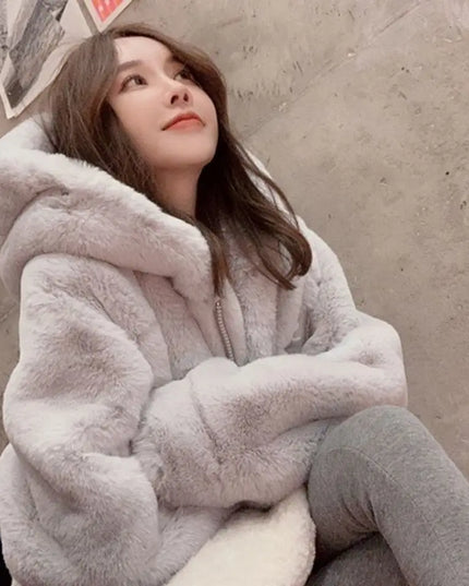 Women's Loose Plush Faux Fur Hooded Jacket