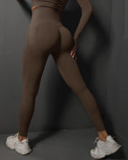 Brown / M