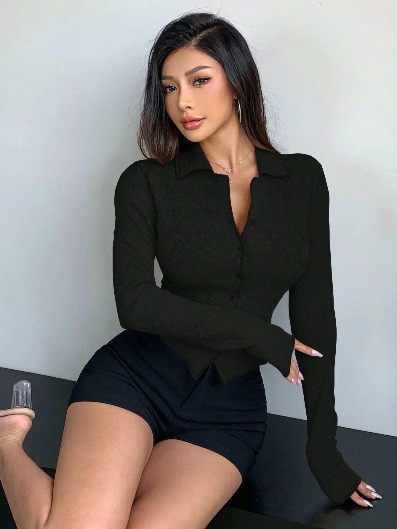 Women's Slim Fit Long Sleeve Turn-Down Collar Blouse