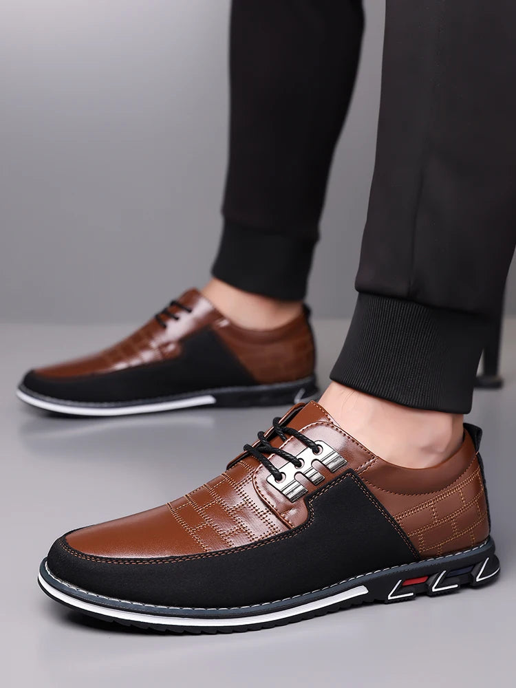 Men's Grid Pattern Leather Shoes – Breathable, Soft Leather Upper with Durable Rubber Sole