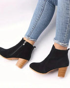 Black / 38