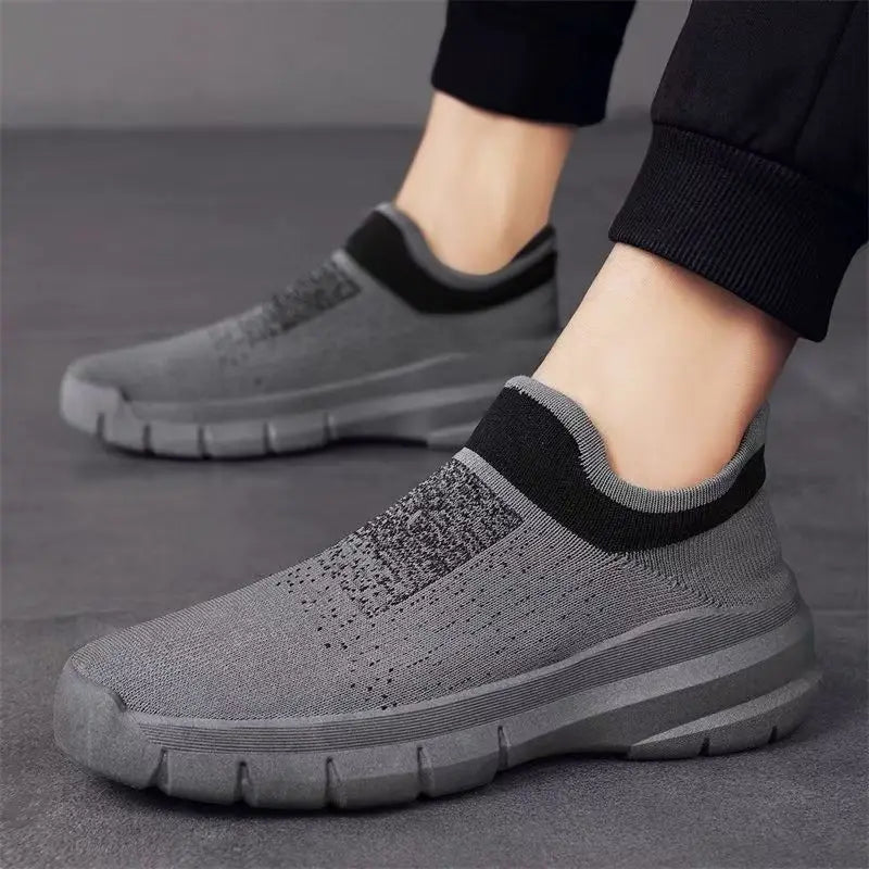 Unisex Casual Sneakers - Lightweight and Breathable With Simplistic Design