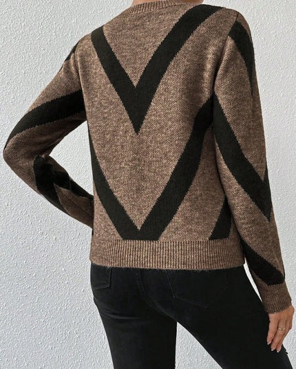 Women's Geometric Pattern Round Neck Long-Sleeved Knitted Sweater