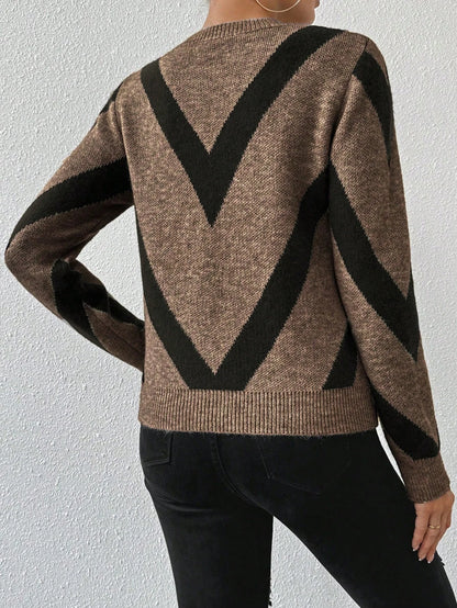 Women's Geometric Pattern Round Neck Long-Sleeved Knitted Sweater