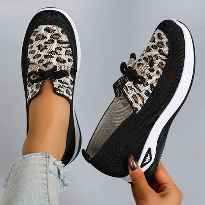 Women's Breathable Mesh Flat Casual Sneakers - Lightweight Comfortable Flat Shoes for Women