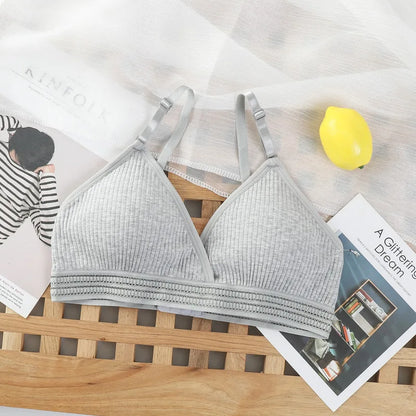 Non-Wire Push-Up Bras for Women with Thin Padded Cups