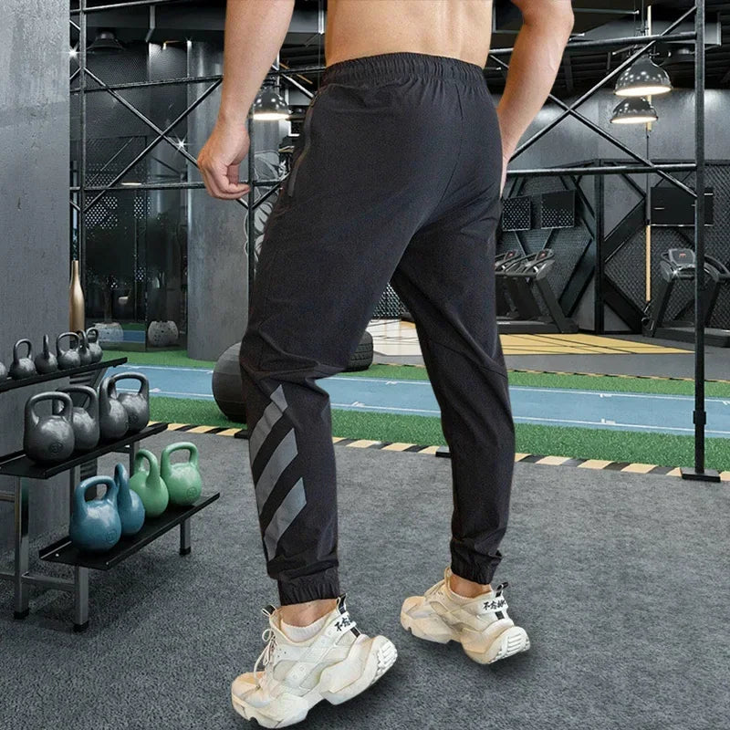 Men's Sweatpants with Elastic Waist, Zipper Pockets