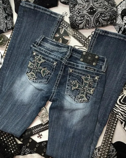 Stylish Women's High-Waisted Embroidered Jeans - Trendy & Comfortable Fit