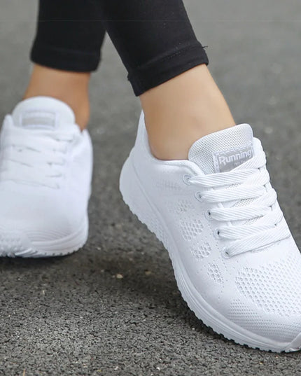 Women's Breathable Outdoor Mesh Sneakers