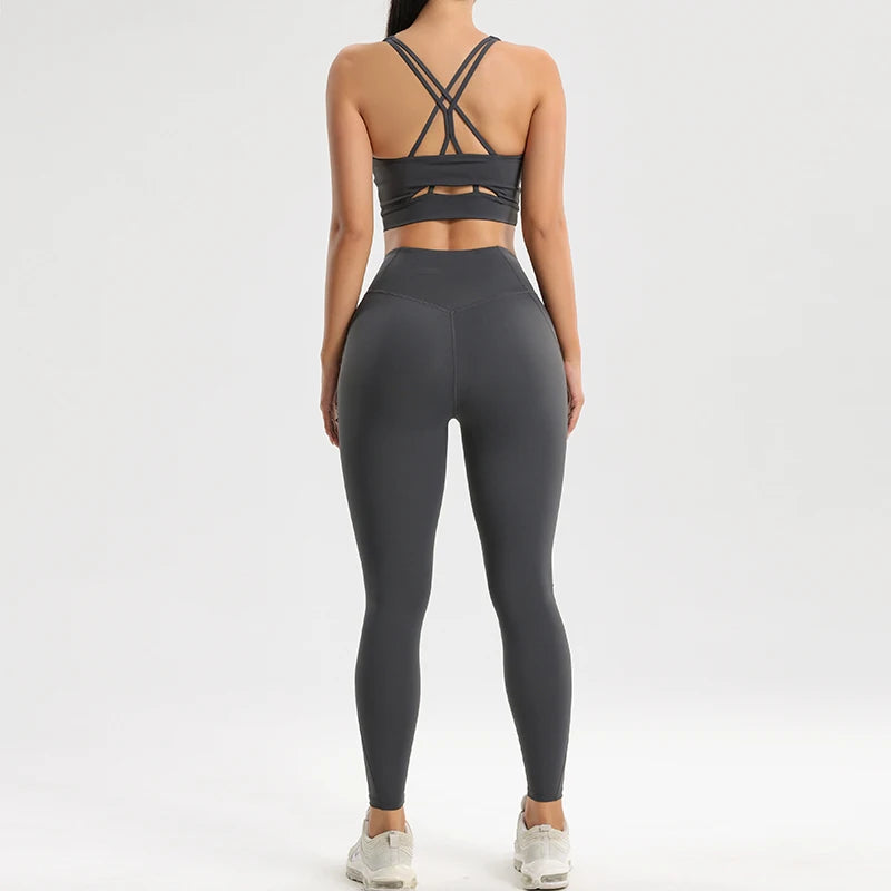 Women's Yoga Bra and Leggings Set - Two-Piece Fitness Outfit for Activewear and Workout