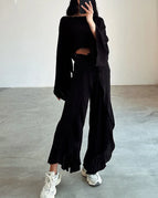 Black / M